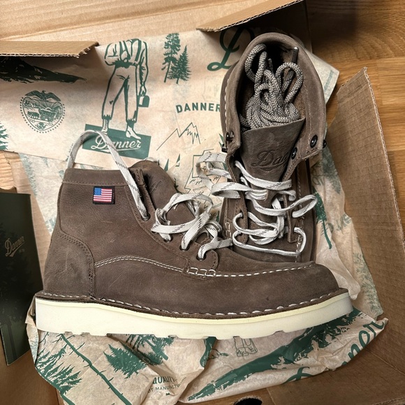 Danner Bull Run Lux Moc in colour “Sterling” - Picture 2 of 6